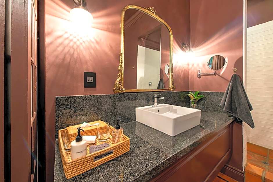 Avondrood Guest House by The Oyster Collection