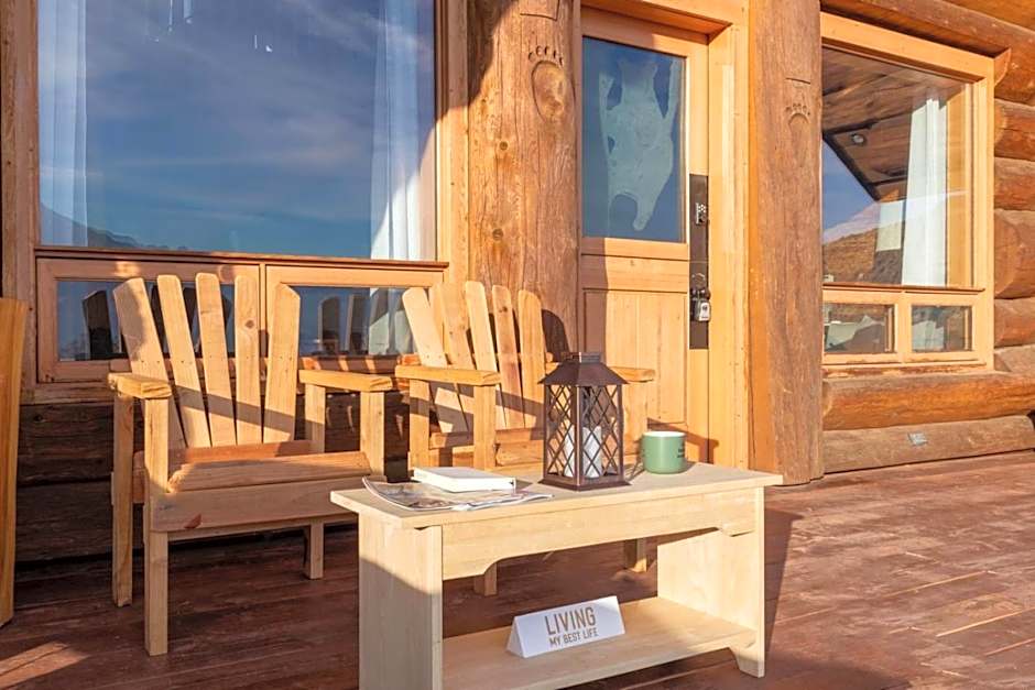 Whitewater Cabin - historic A Frame desert retreat