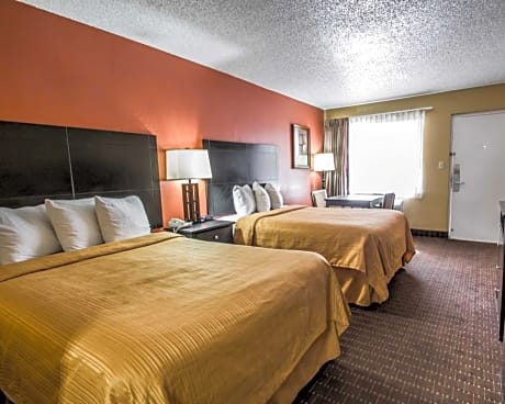 Queen Room with Two Queen Beds - Accessible/Non-Smoking