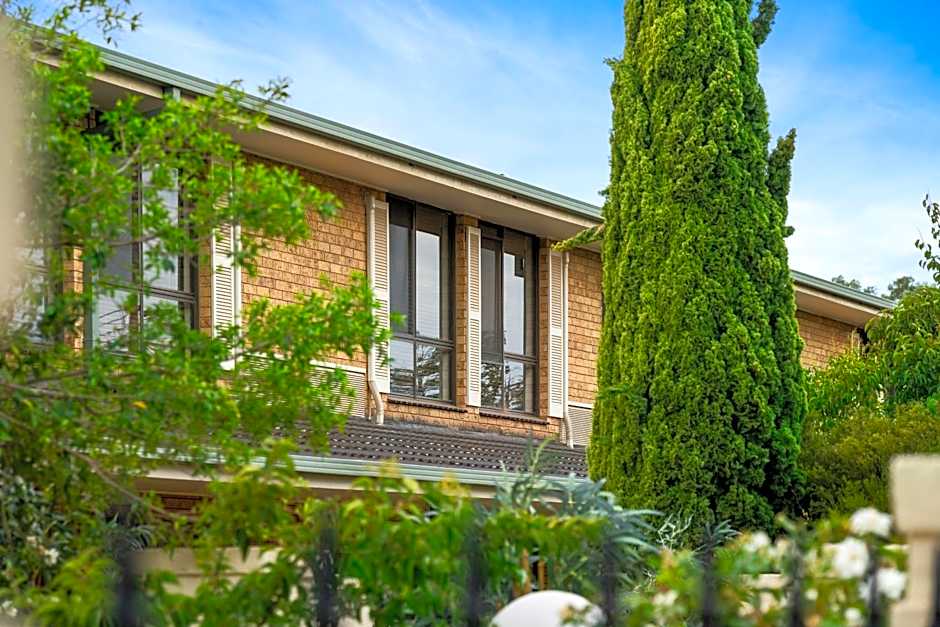 Garden City Motor Inn