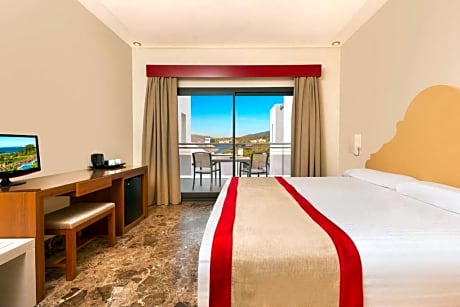 DOUBLE SEA SIDE VIEW WITH TERRACE OR BALCONY