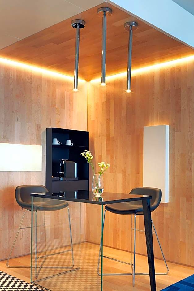 Renaissance Warsaw Airport Hotel