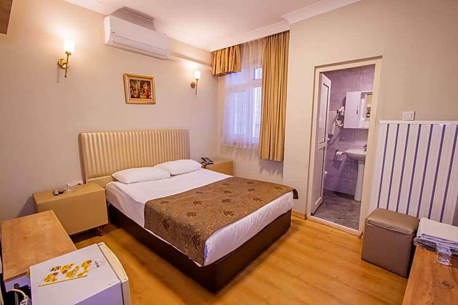 Tac Hotel