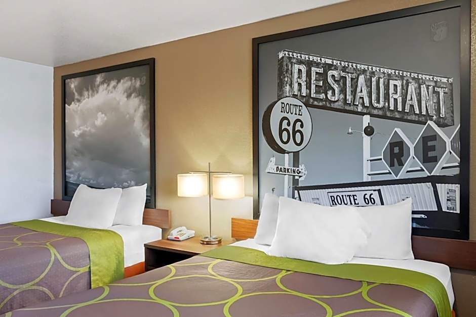 Super 8 by Wyndham Santa Rosa