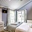 Ladera Retreat Lodges