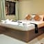 Golden Noura Villa-Pub & Restaurant