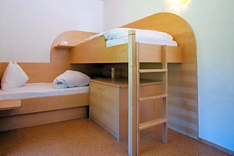 Three-Bedroom Apartment - Annex