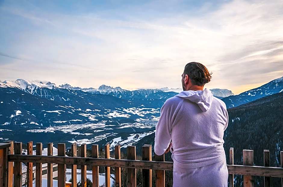 Tratterhof Mountain Sky Hotel
