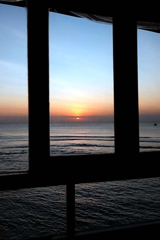 Beach front villa , All Mare 2