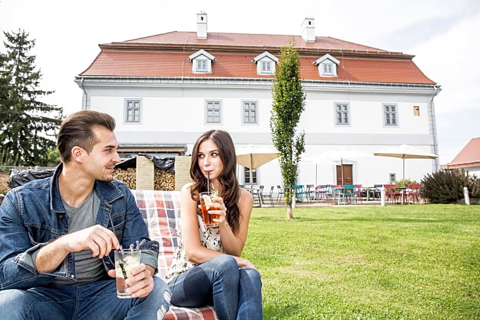 Bagolyvár Fogadó- Újfalusy Márton Vendégház