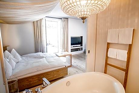 Premium Suite
