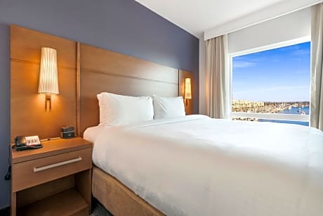 Guest room, 1 King, Sofa bed, Partial water view