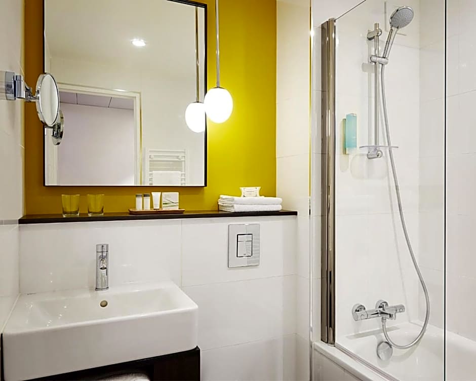 B&B Hotel Paris 17 Batignolles