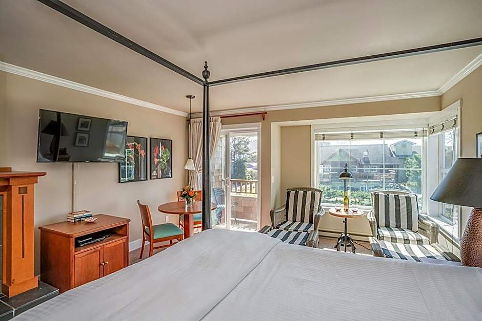 Cannon Beach Hotel Collection