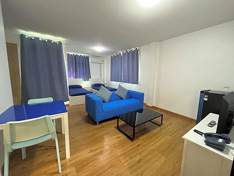 Dao Jaras Fah Hometel ดาวจรัสฟ้าโฮมเทล