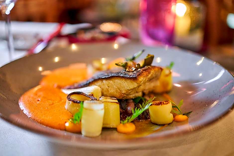 ERCK- Flair Hotel & Restaurant