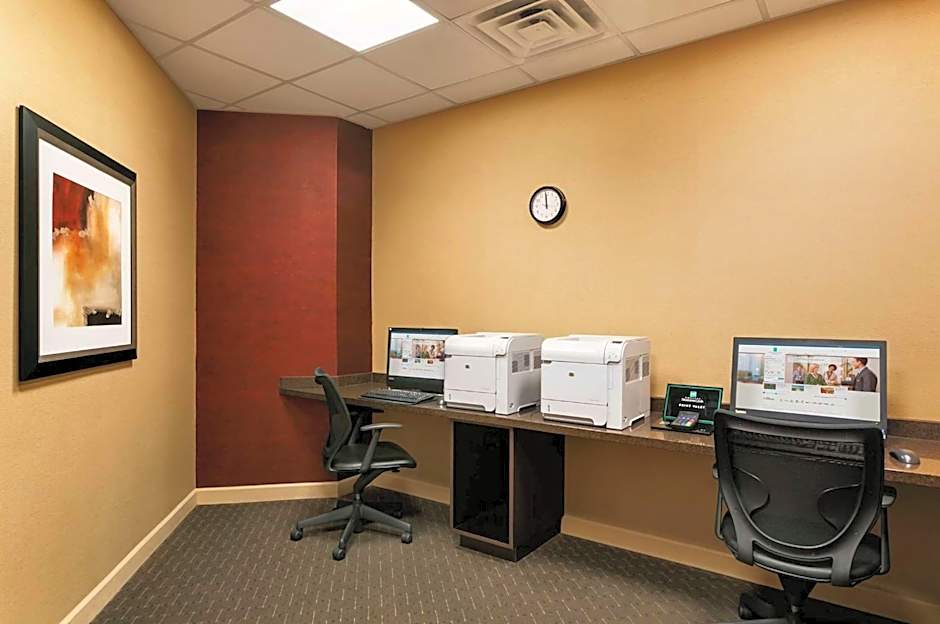 Embassy Suites by Hilton Chicago North Shore Deerfield