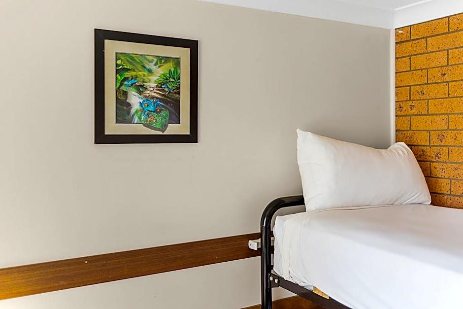 Castlereagh Motor Inn