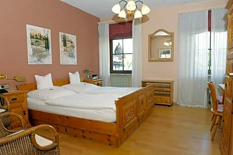 Hotel Sarbacher