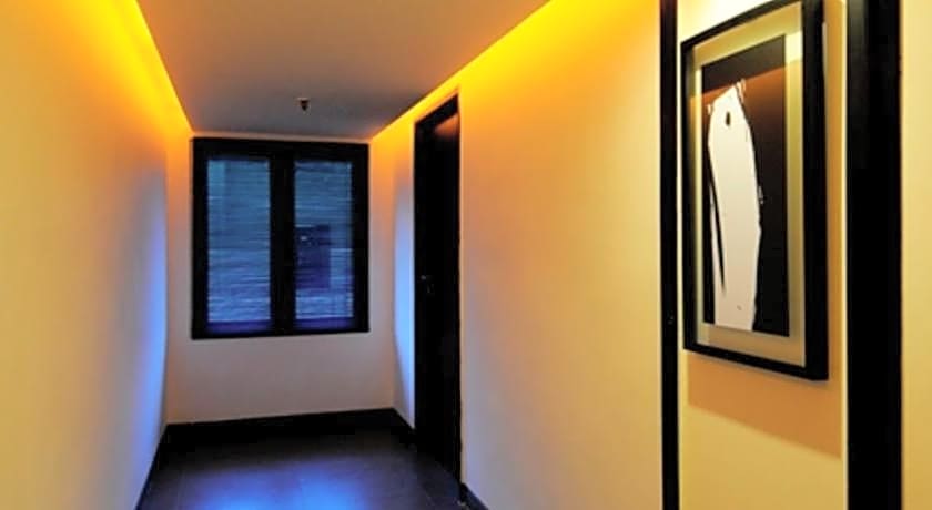 The Central Court Hotel