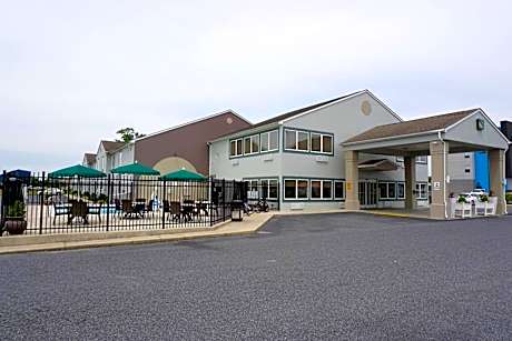 Quality Inn & Suites Georgetown Seaford