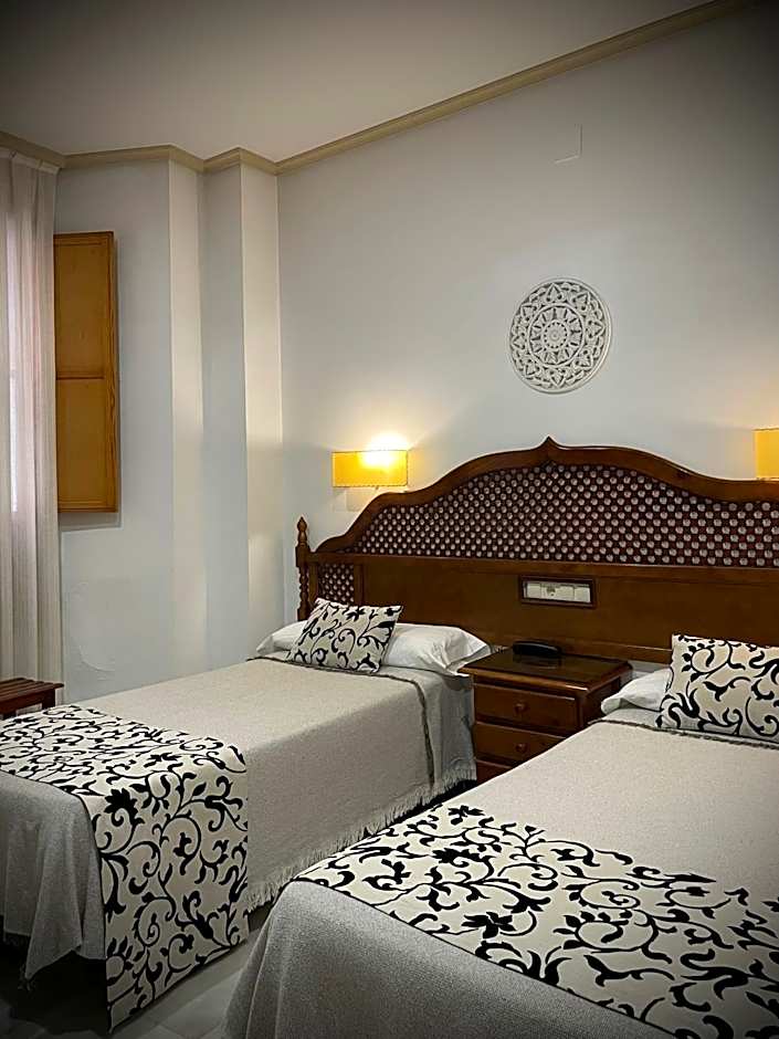 Photo 1 of 2 of Economy, Ground Floor