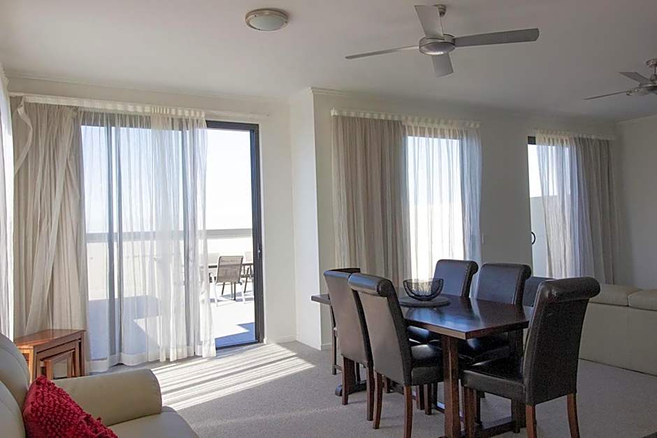 Gladstone Central Plaza