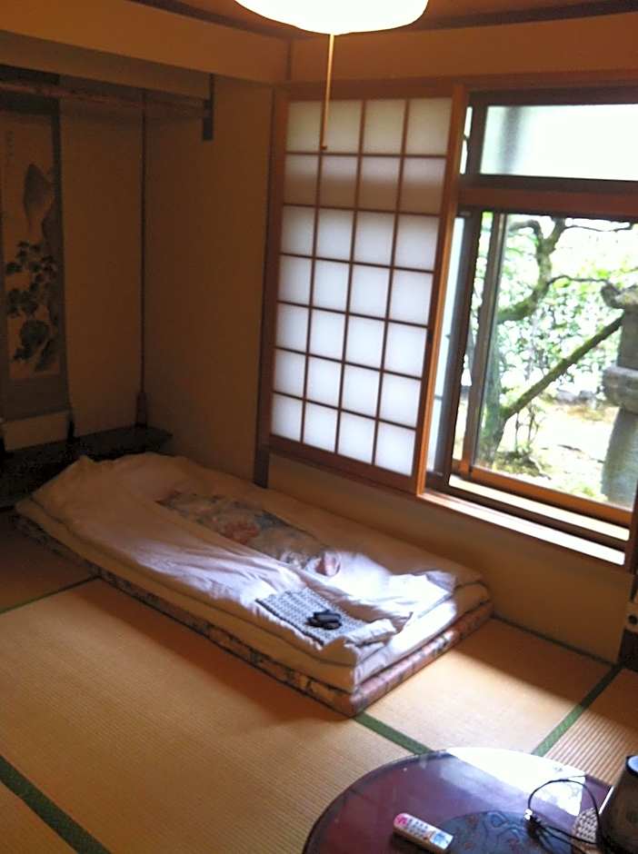 Rakucho Ryokan