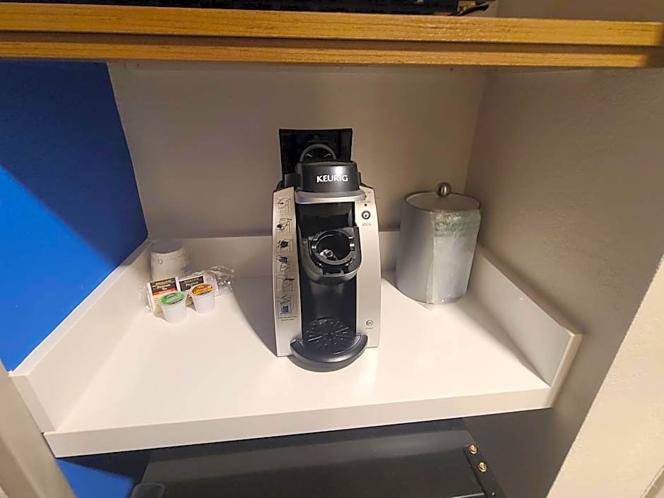 Holiday Inn Express Lordstown Newton Falls Warren By IHG