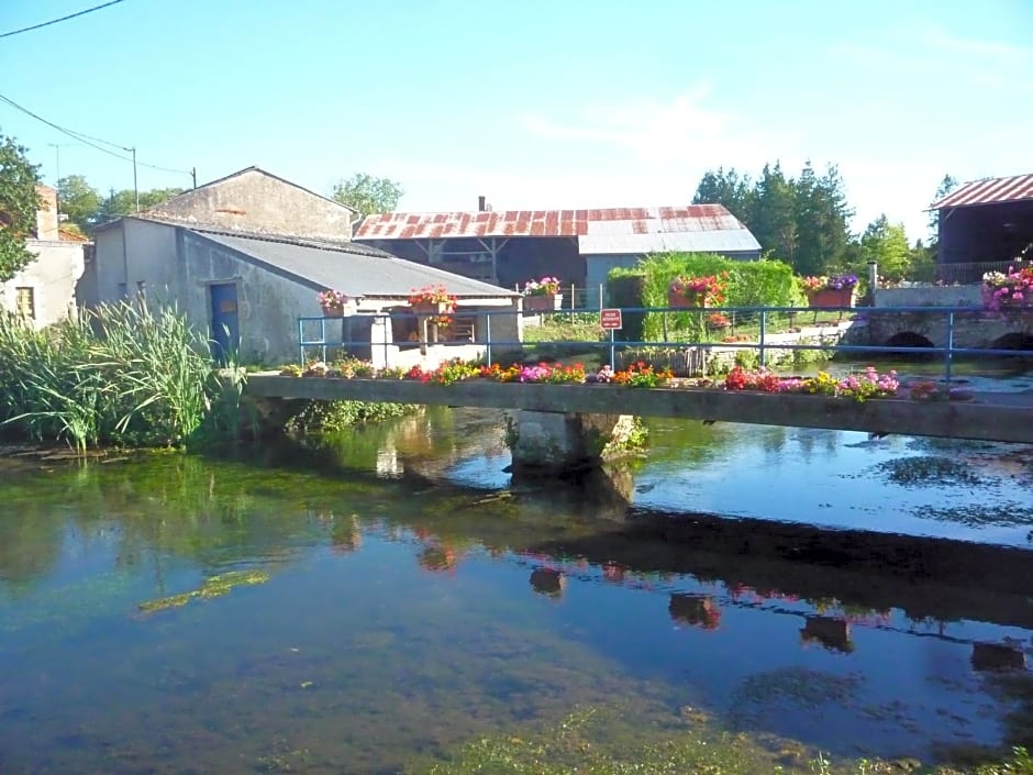 Aux Caprices des Dieux