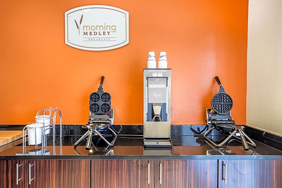 Sleep Inn Cartersville Emerson Lake Point