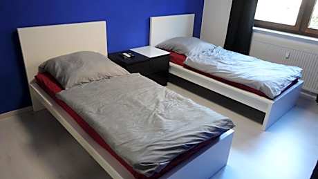 Standard Twin Room with Shared Bathroom
