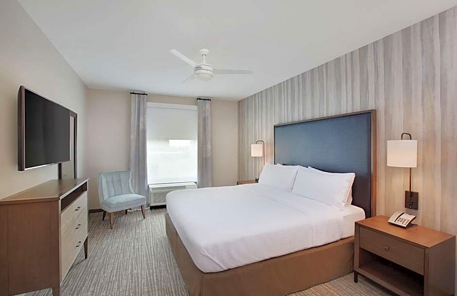 Homewood Suites By Hilton Louisville Downtown