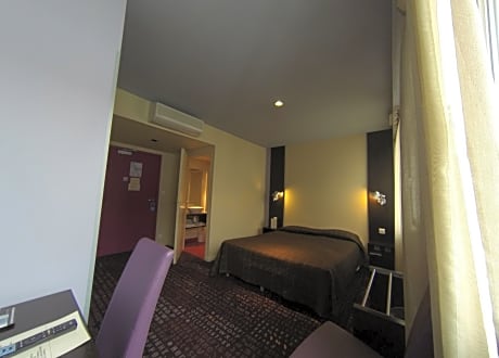 Comfort Double Room with Shower