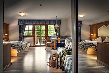 Deluxe Quadruple Room