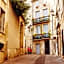 Hôtel D'Aragon - Place de La Comédie -