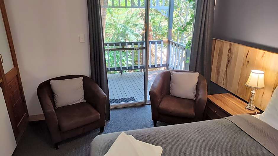 Adamsons Riverside Accommodation