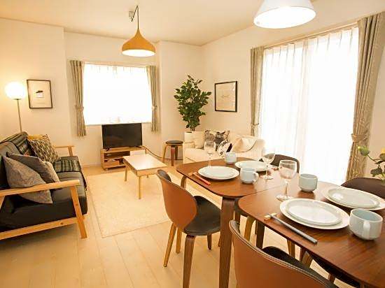 Cool Private Guesthouse  Uruma