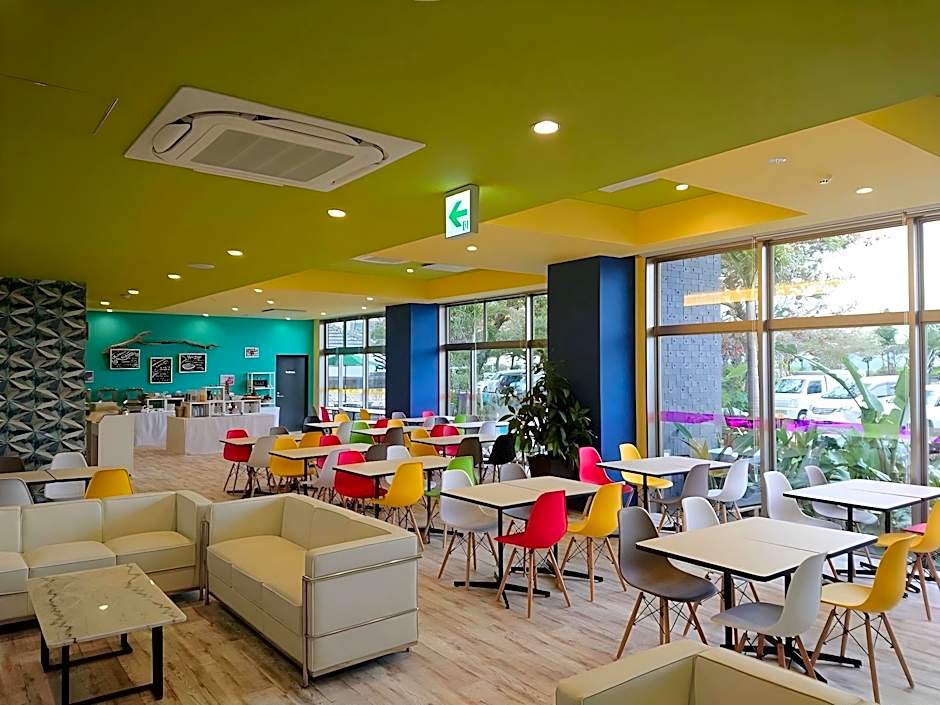 Green Rich Hotel Okinawa Nago (Artificial hot spring Futamata Yunohana)