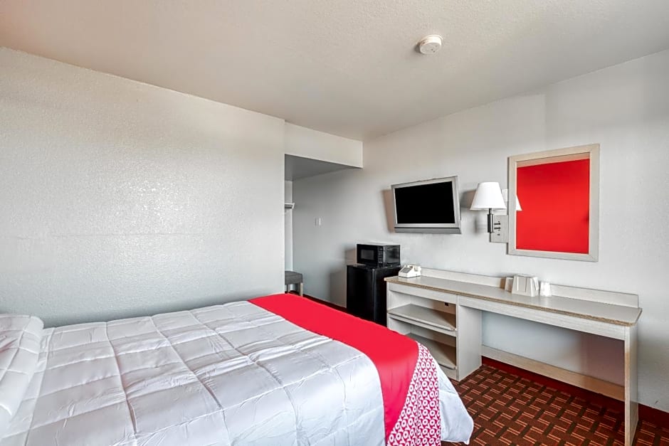 OYO Hotel Houston Southwest I-69