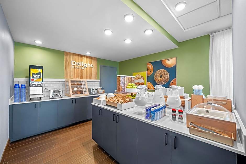 Spark by Hilton Cleveland Beachwood