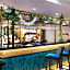 DoubleTree by Hilton Dartford Bridge