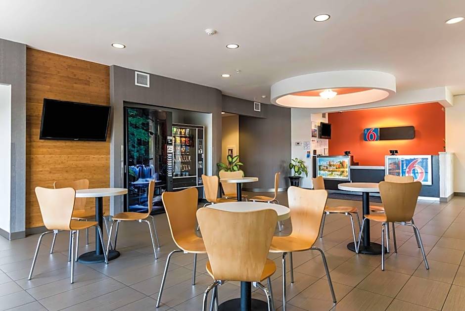 Motel 6 Wilkes Barre Arena