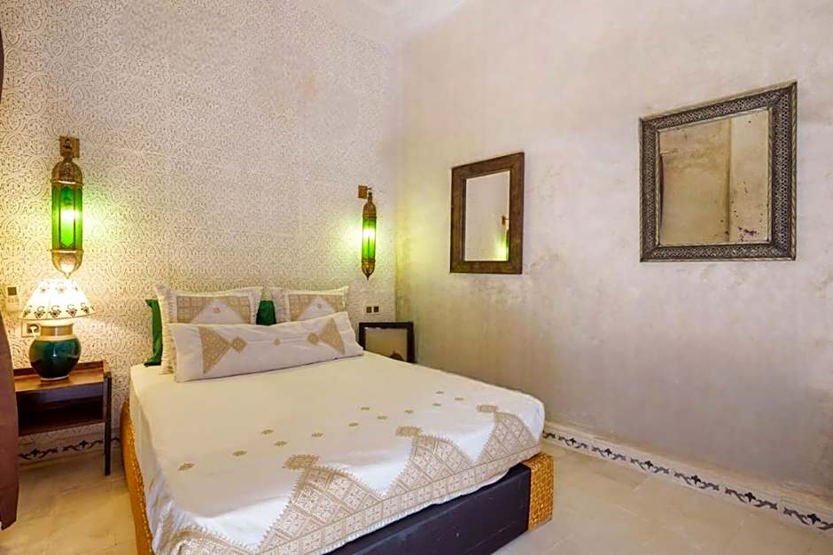 Riad 7 chambres - Petit dejeuner gratuit