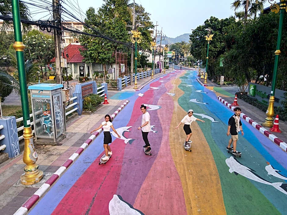 BearPacker Patong Hostel