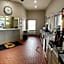 Super 8 by Wyndham Alton