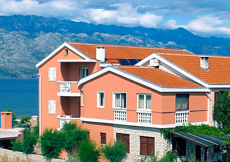 Photo 1 of 47 of villa ata razanac