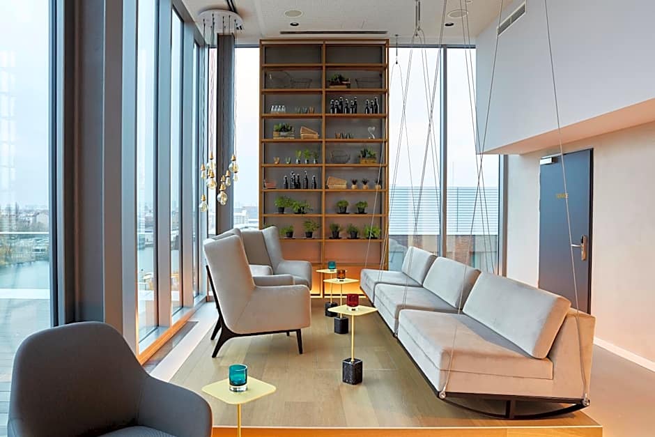 Hotel Indigo Berlin East Side Gallery By IHG