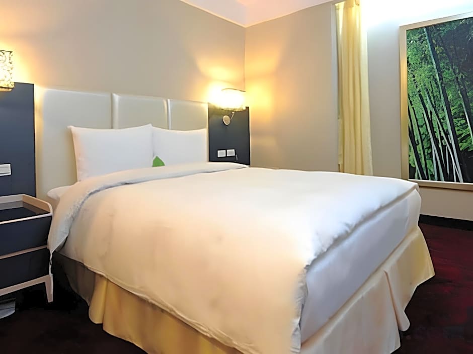 Just Live Inn-Taipei Station