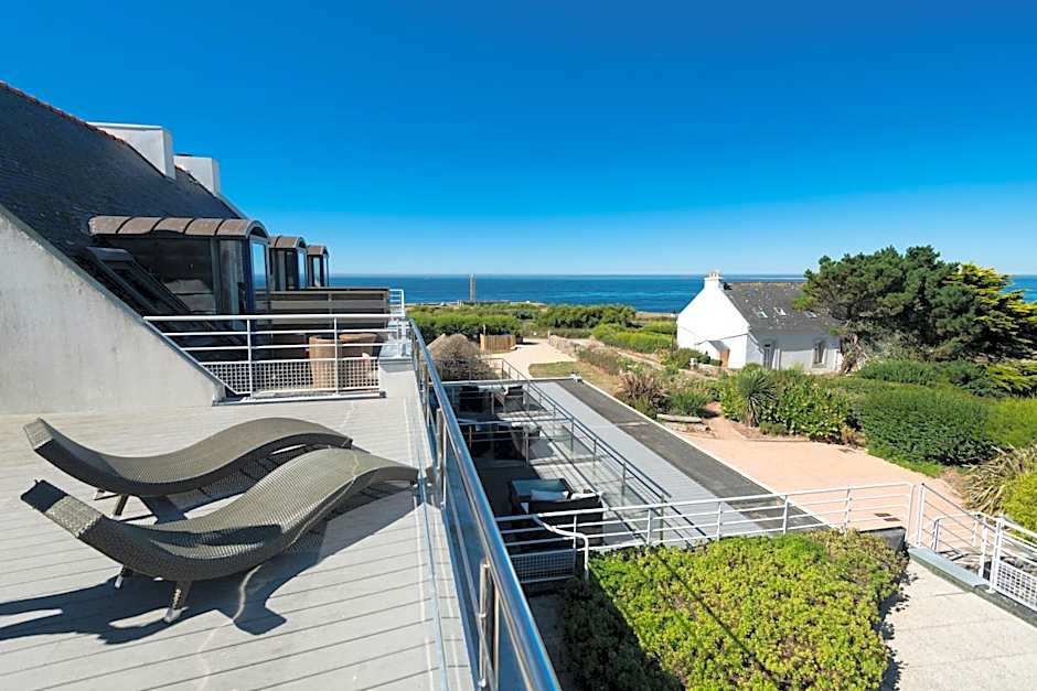 Hostellerie Pointe St-Mathieu,The Originals Collection